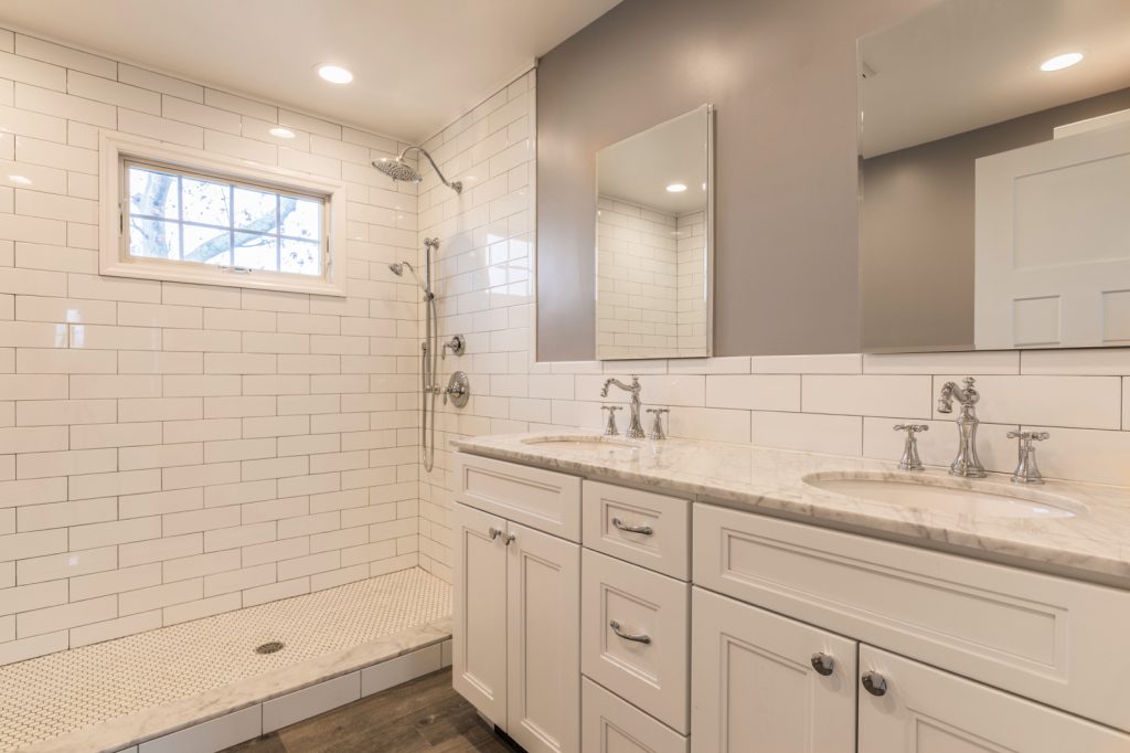 Massapequa Residence - Photo 9