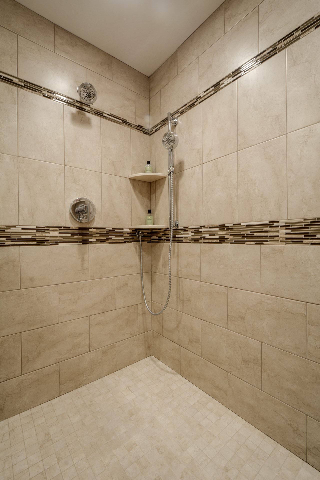 East Islip Residence - Photo 5