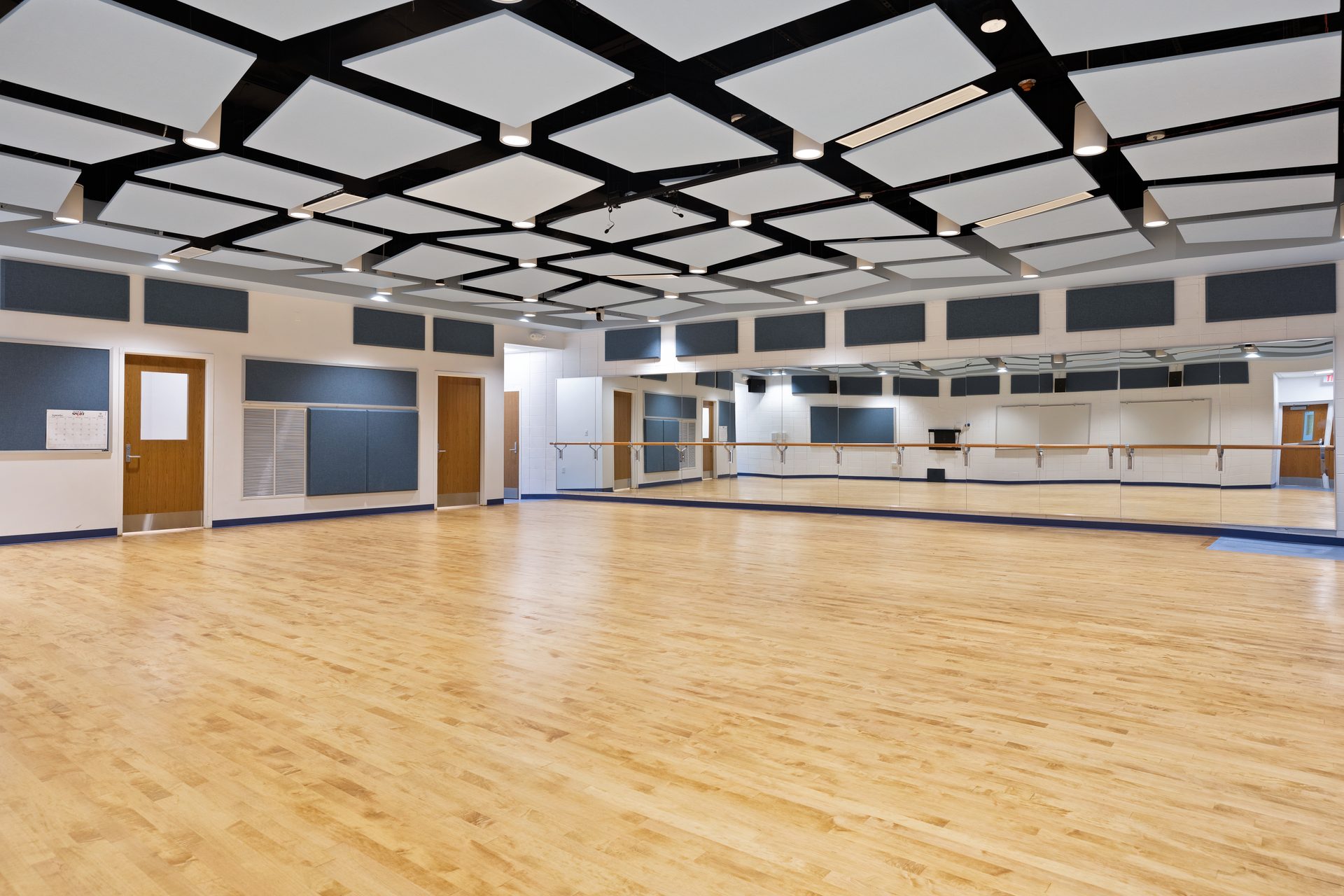 Oceanside High School - Photo 5