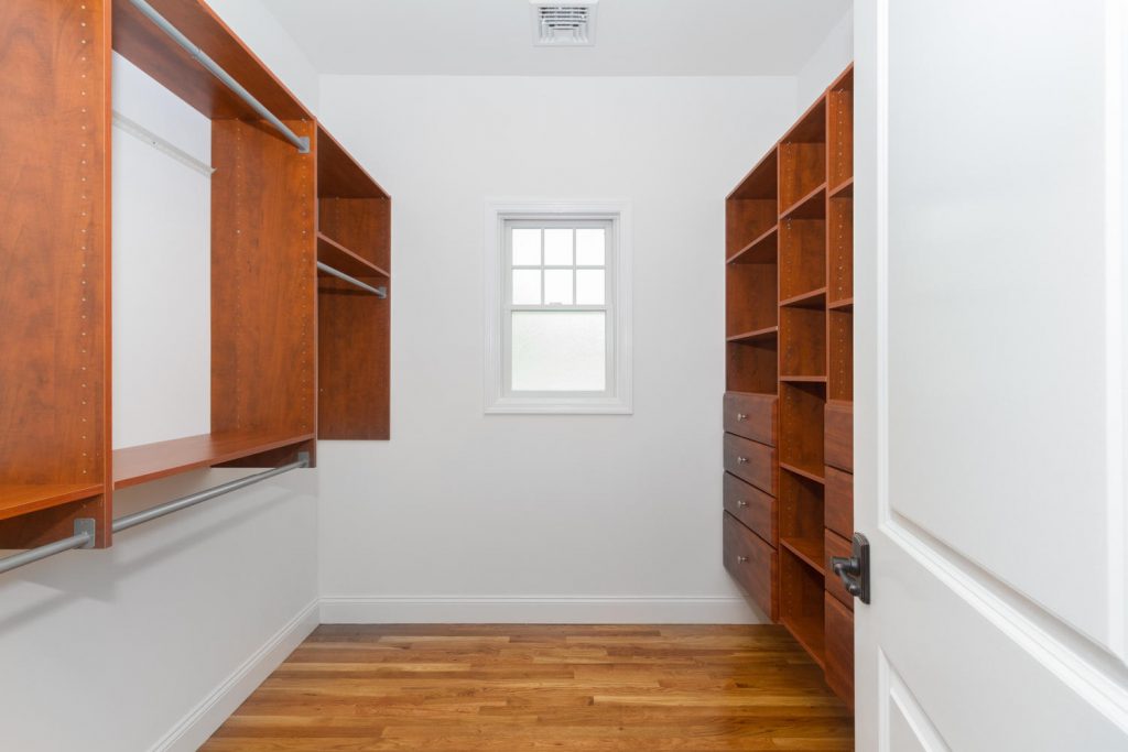 Smithtown Residence 2 - Photo 13