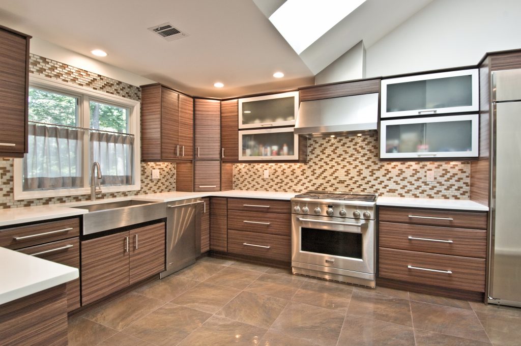 Roslyn Heights Residence