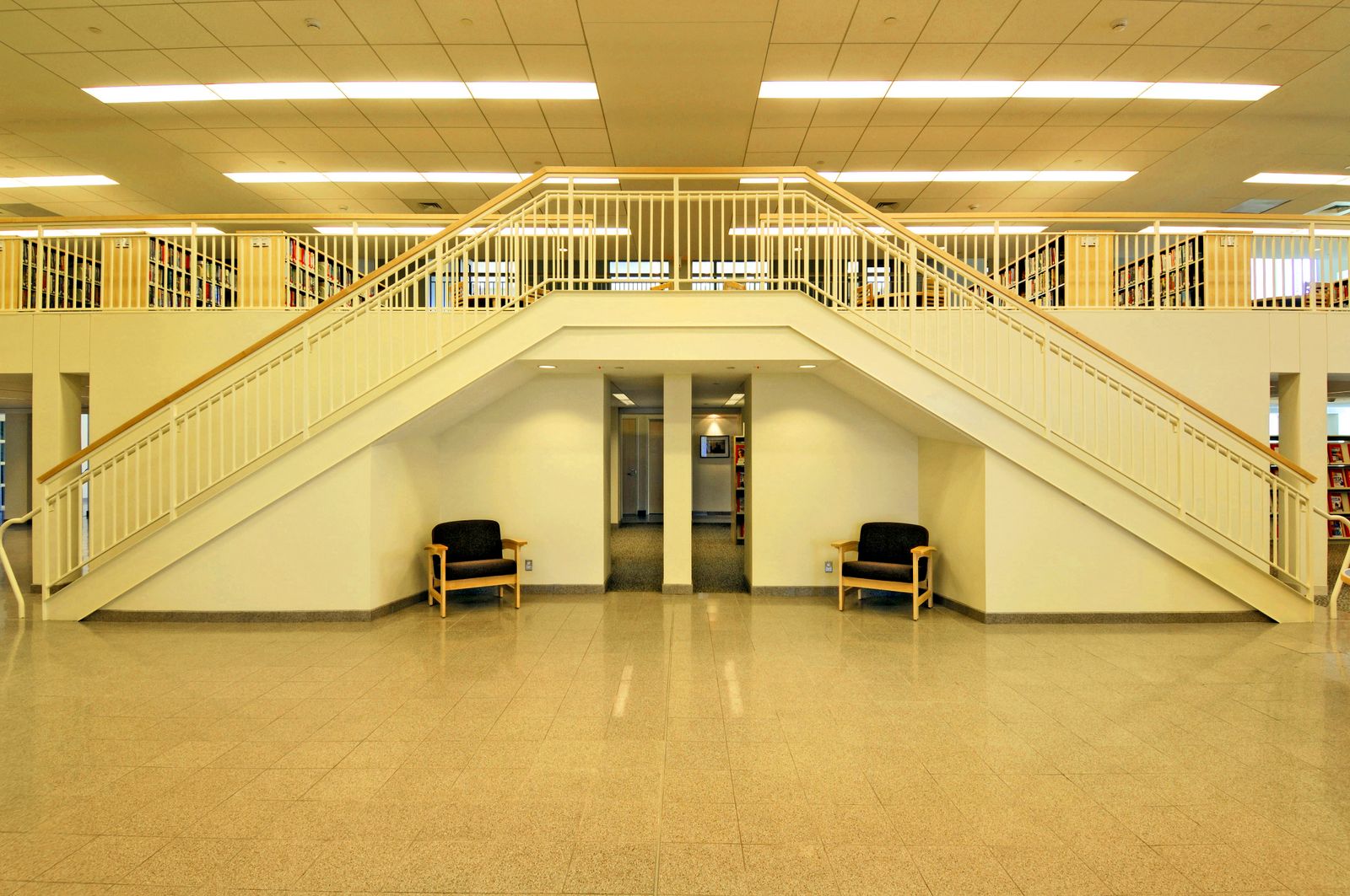 Syosset Public Library - Photo 9