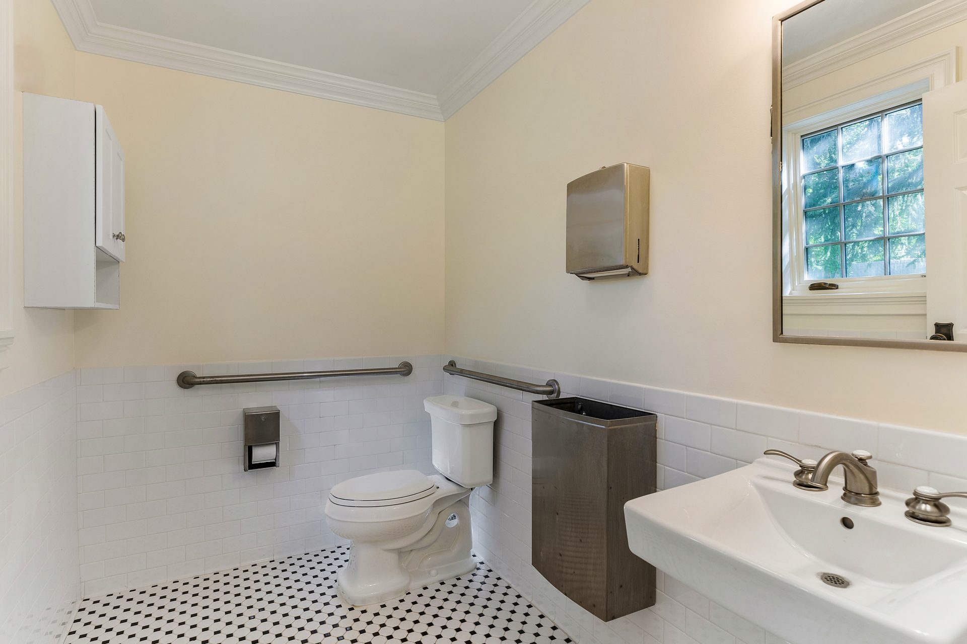 Lloyd Harbor Village - Photo 11