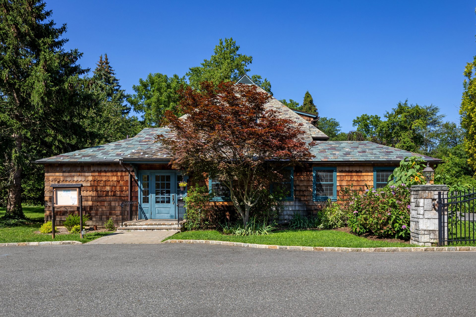 Lloyd Harbor Village - Photo 7