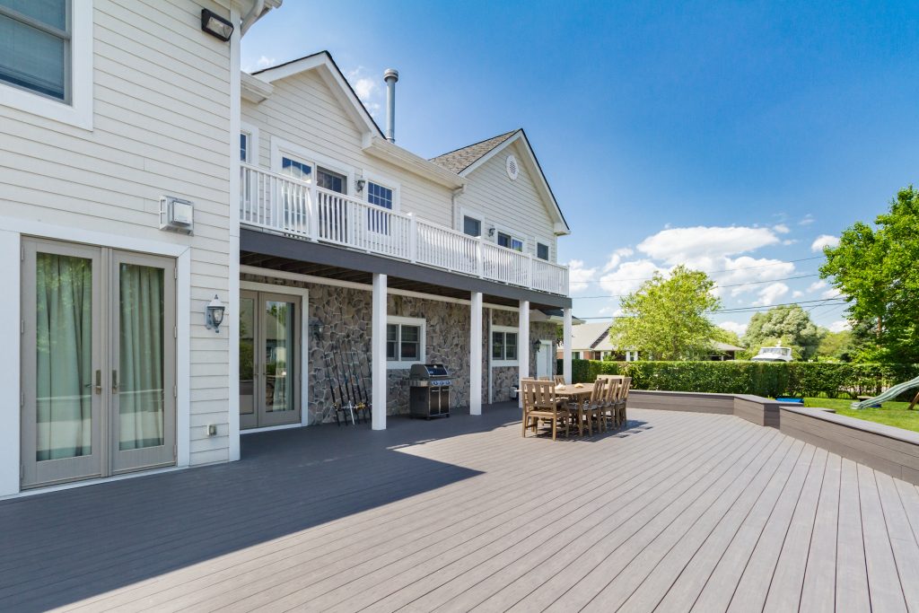 East Islip Residence - Photo 1